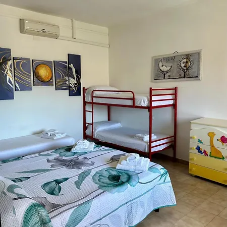 Dom wakacyjny Vacanze Racale