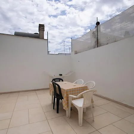 Vacanze Holiday home Racale